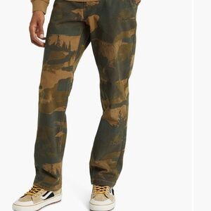 Van’s Authentic Chino 
Camouflaged Men's